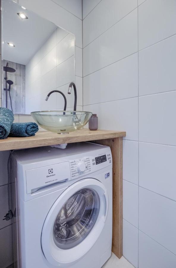 דירות פילה Niron Apartament Dabrowskiego מראה חיצוני תמונה